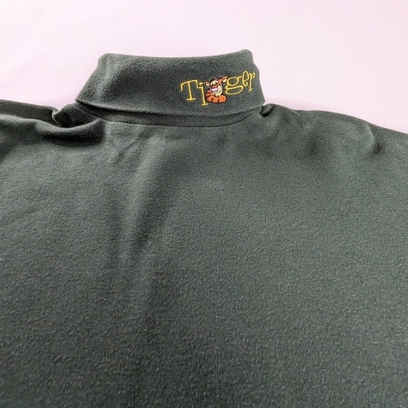 VTG Tigger Green Long Sleeve Turtleneck Embroidered - Picture 2 of 7